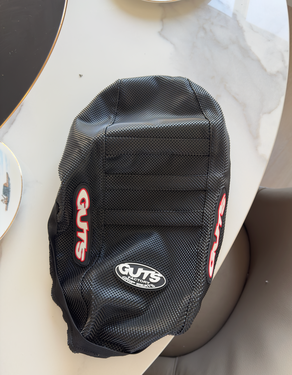 Guts seatcover for Surron Light bee